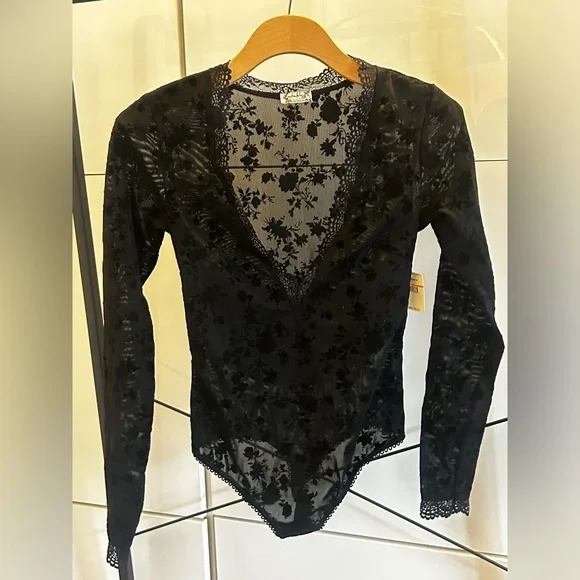 NWT Free people Lace Long sleeve Body suit - Picture 7 of 13